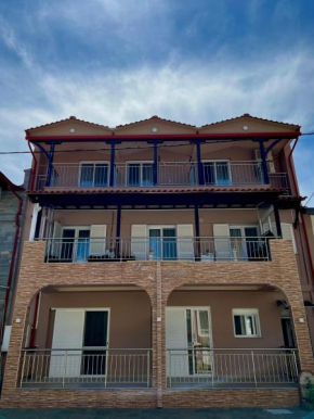 House Kiratsi